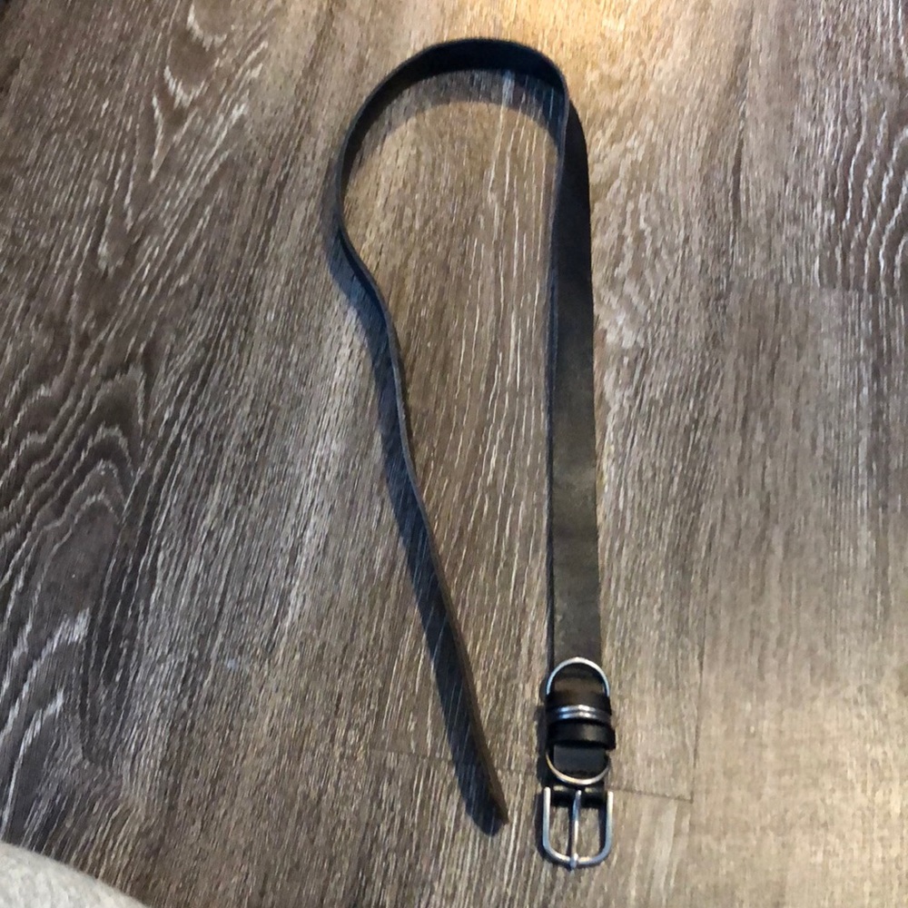 Black faux leather belt